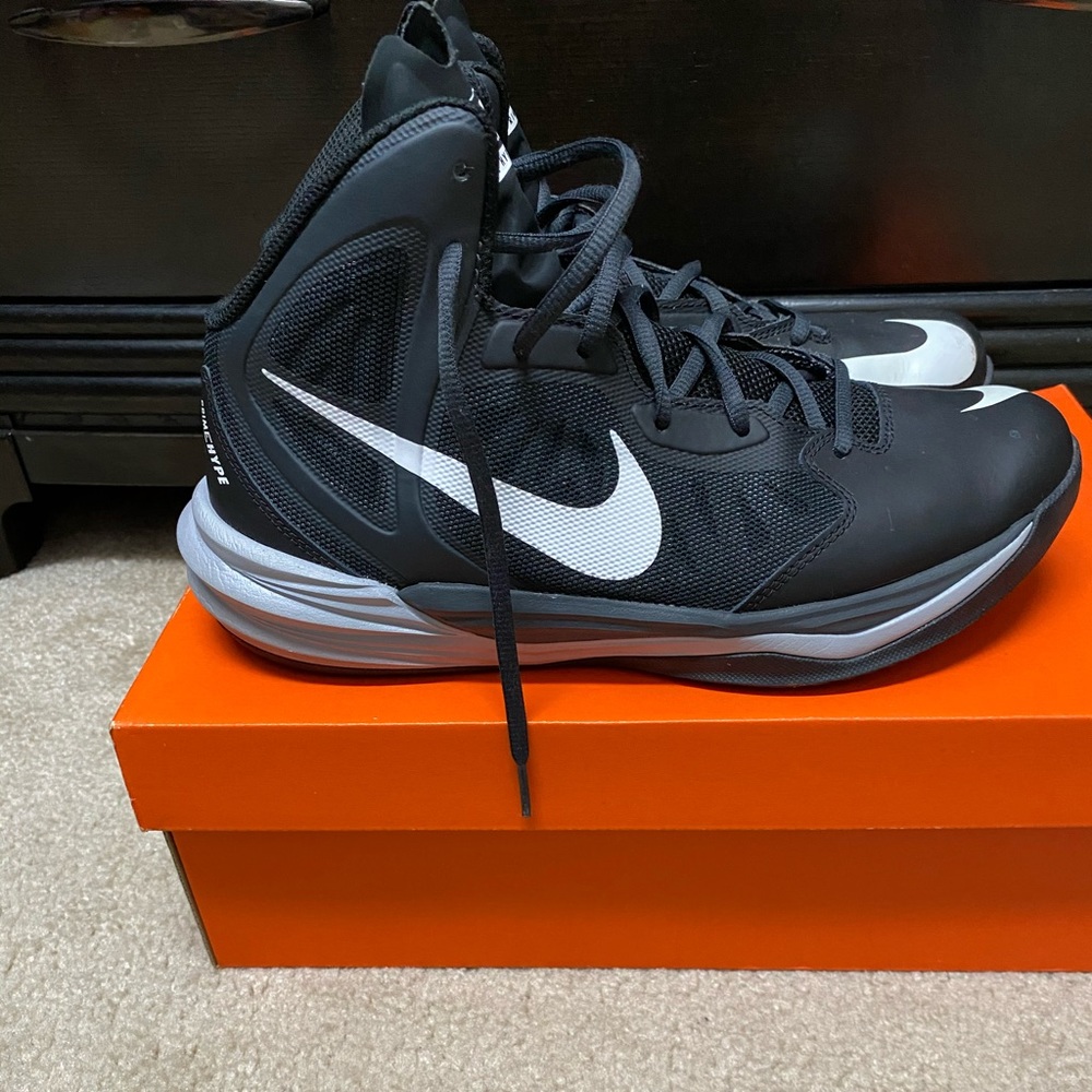 Nike shoes